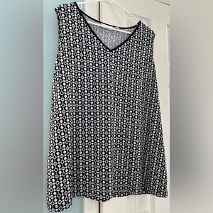 Susan Graver Printed Liquid Black and White Women's Tank Top - 2X 2/$20 SALE EUC